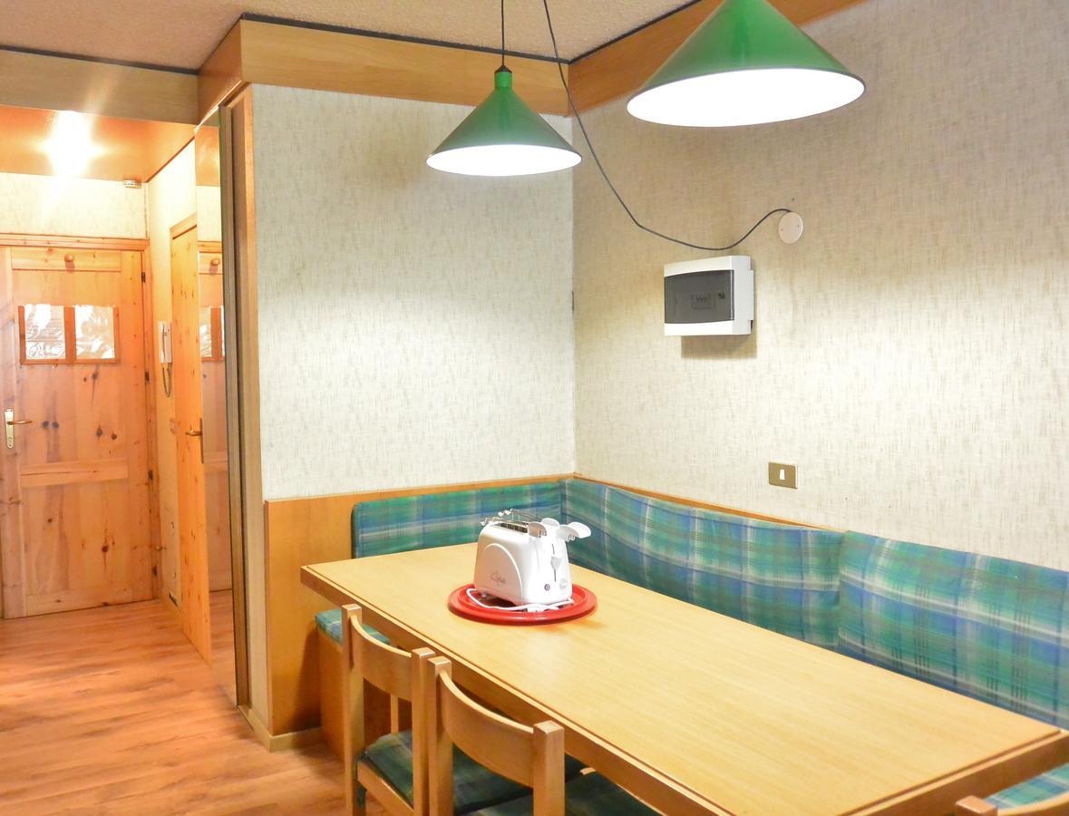 Appartamenti La Maison De Vacances Breuil-Cervinia Eksteriør billede