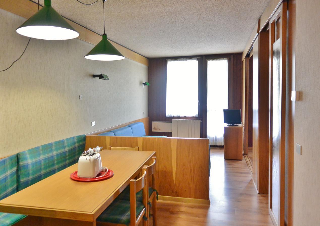 Appartamenti La Maison De Vacances Breuil-Cervinia Eksteriør billede