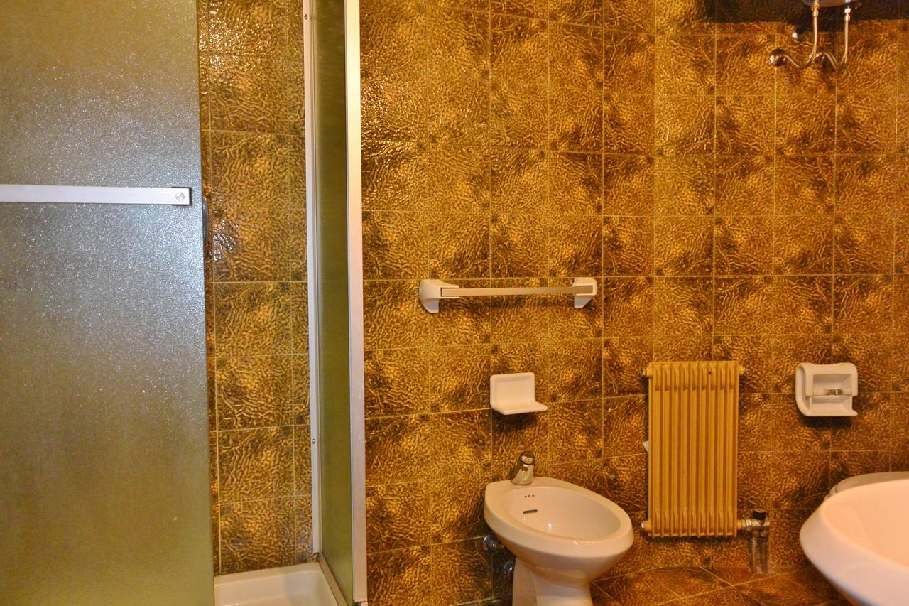 Appartamenti La Maison De Vacances Breuil-Cervinia Eksteriør billede