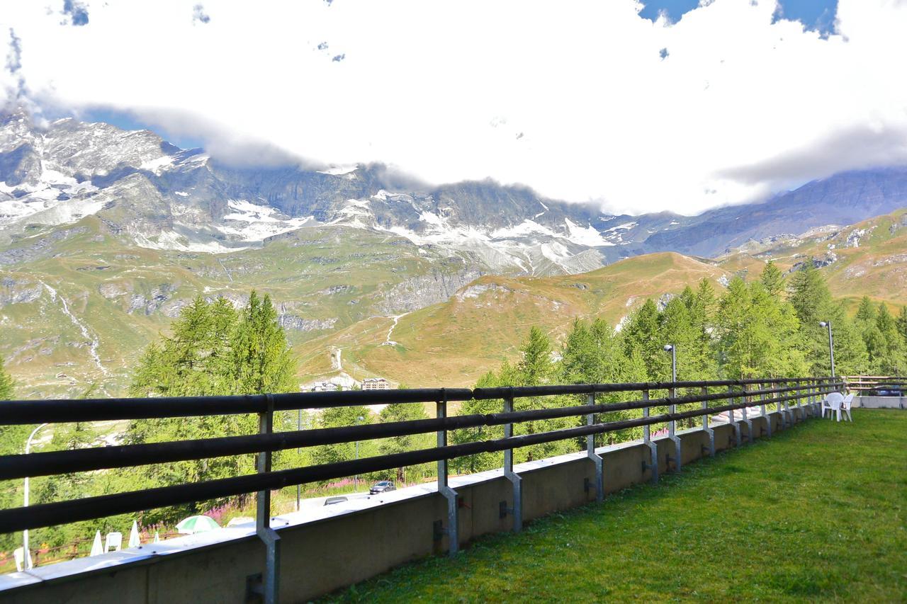 Appartamenti La Maison De Vacances Breuil-Cervinia Eksteriør billede